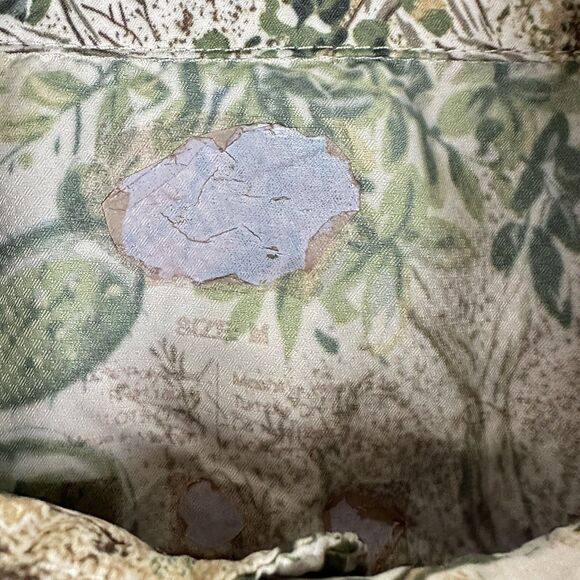 Game Guard Shirt Mens M Desert Camo Performance Vented Pockets Beach Boat STAIN* - Picture 12 of 12